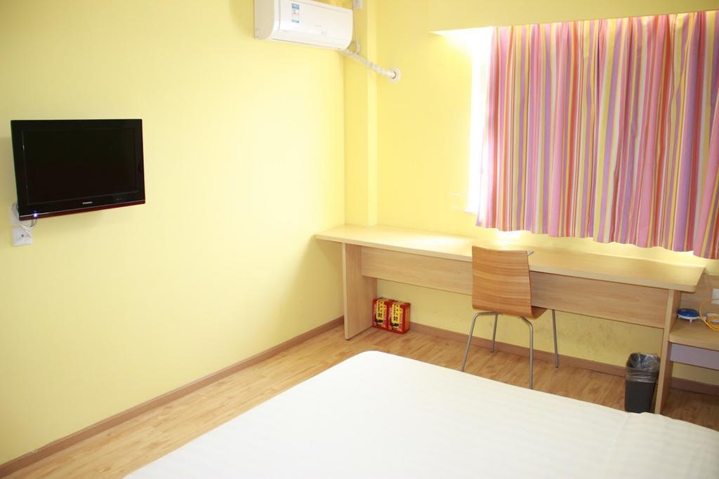 7Days Inn Dalian Heishijiao Software Park 外观 照片